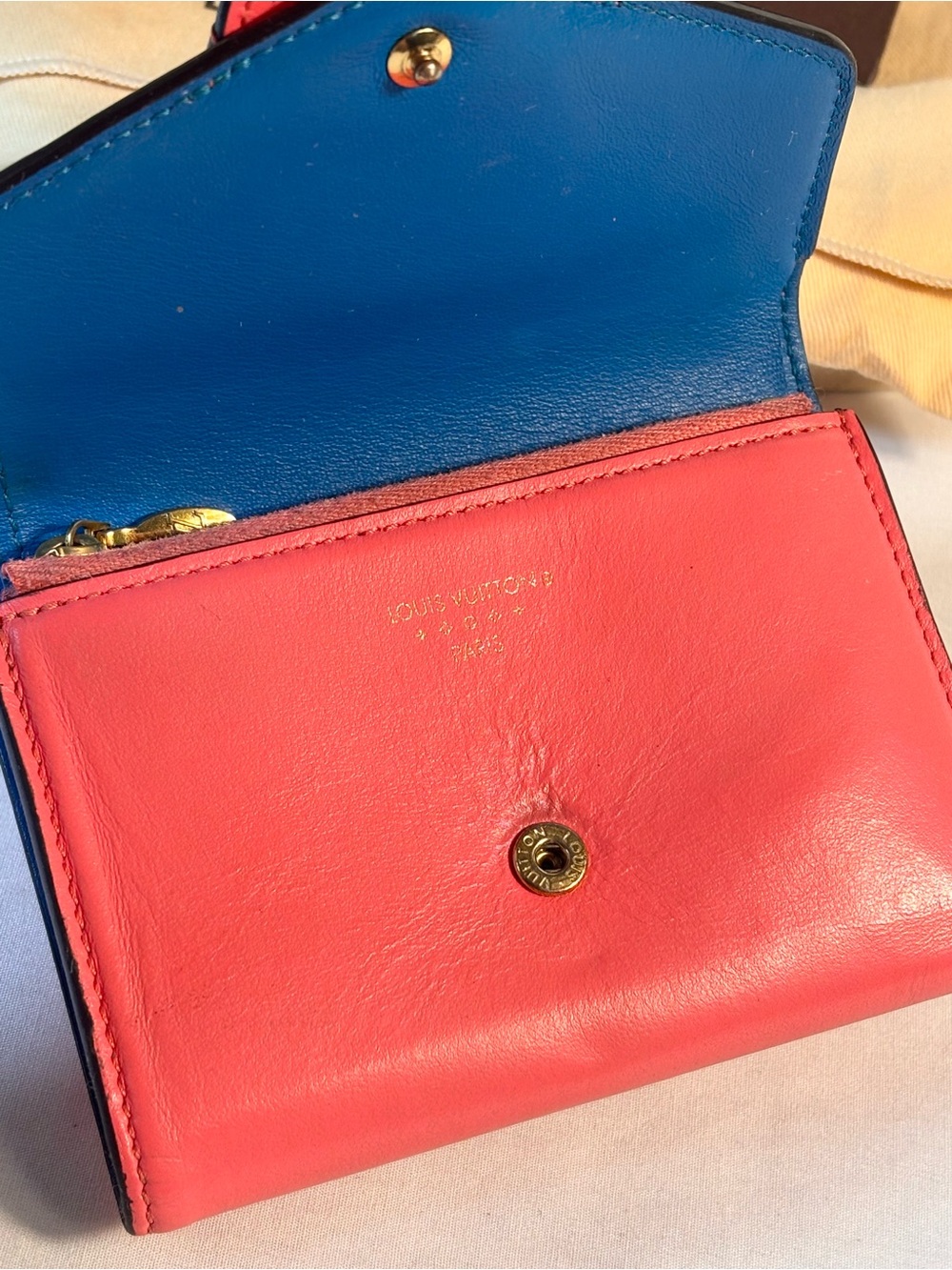 Louis Vuitton Pont 9 Compact Trifold - Picture 6 of 16